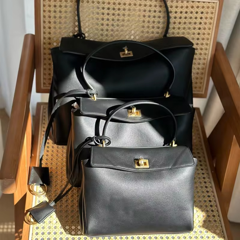 Luxuriöse Designer-Handtasche  – Interior Design Gold Bewertung und Preis